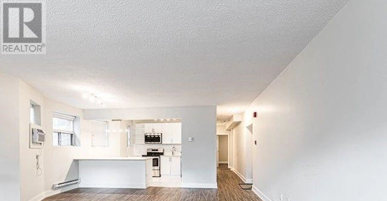 1-82 Maitland Street, Toronto, ON, M4Y 1E4 - 9