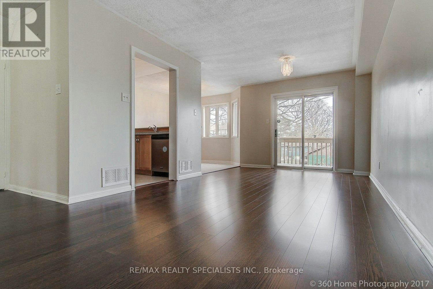 97 Piperbrook Crescent, Toronto, ON, M1E 5H1 - 9