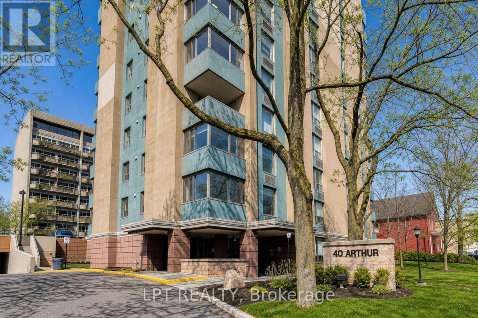 703-40 Arthur Street, Ottawa, ON, K1R 7T5 - 2