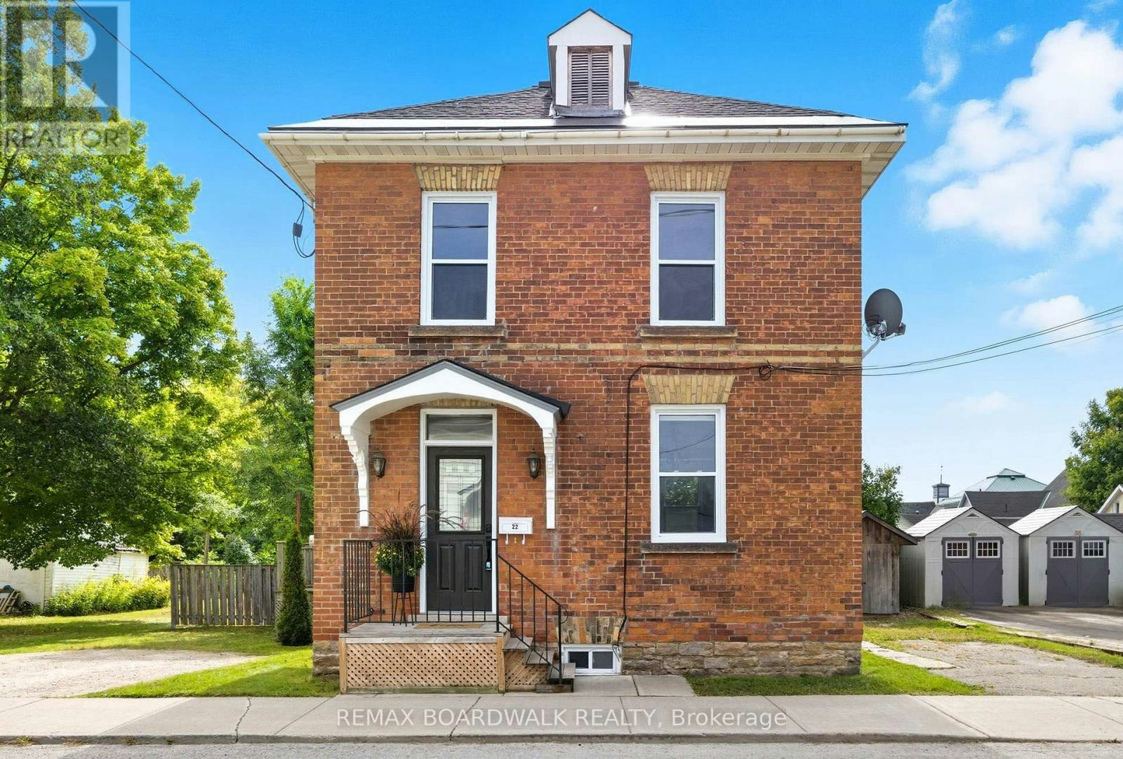 22 Isabella Street, Perth, ON, K7H 2W8