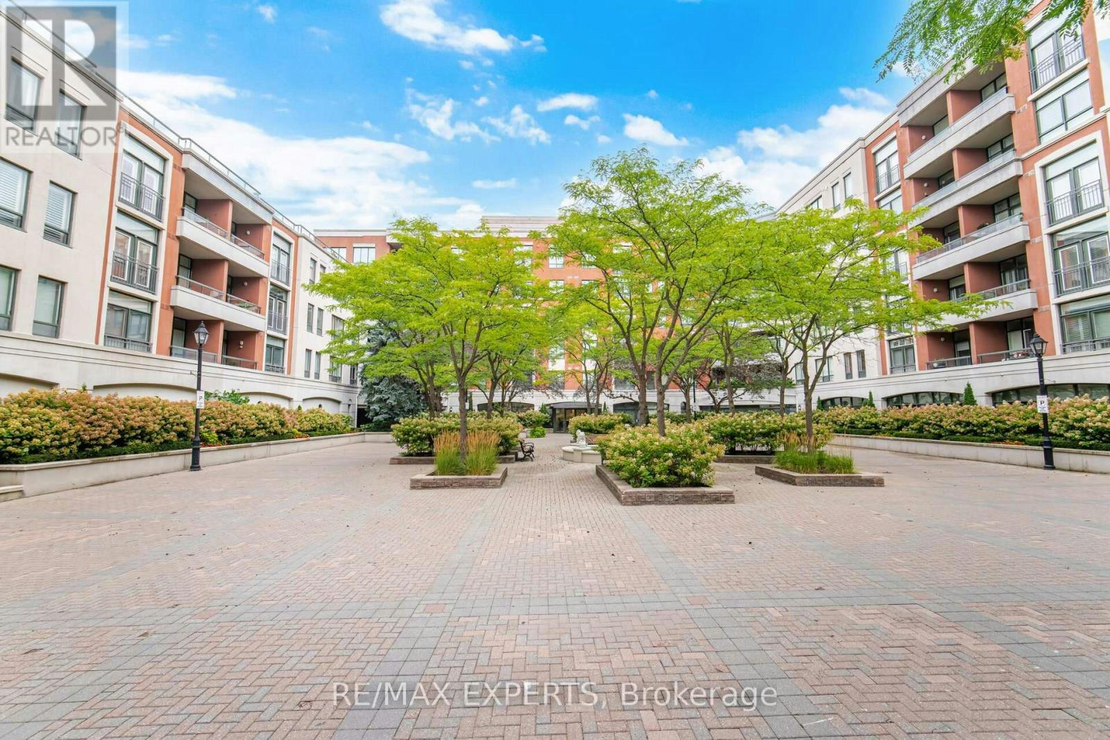209-53 Woodbridge Avenue E, Vaughan, ON, L4L 9K9