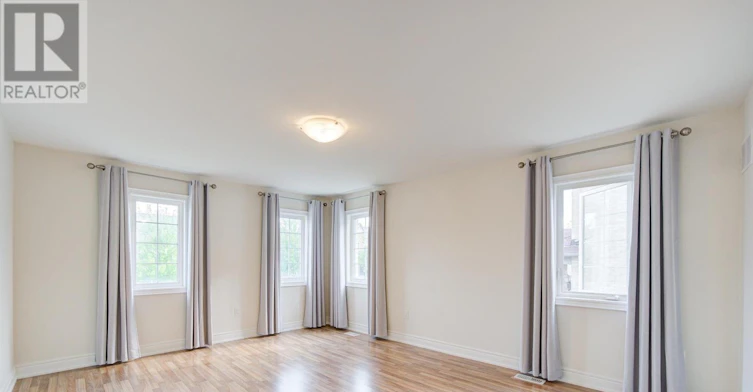 2 Conchita Street, Georgina, ON, L4P 0H4 - 32