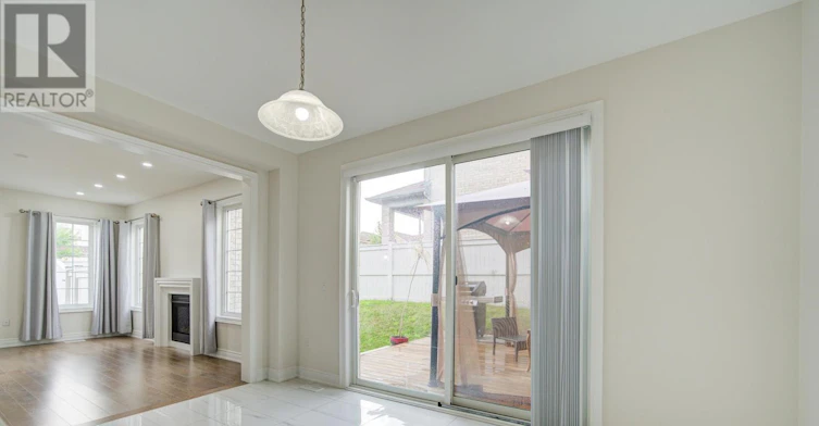2 Conchita Street, Georgina, ON, L4P 0H4 - 23