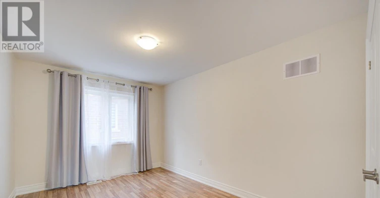 2 Conchita Street, Georgina, ON, L4P 0H4 - 46