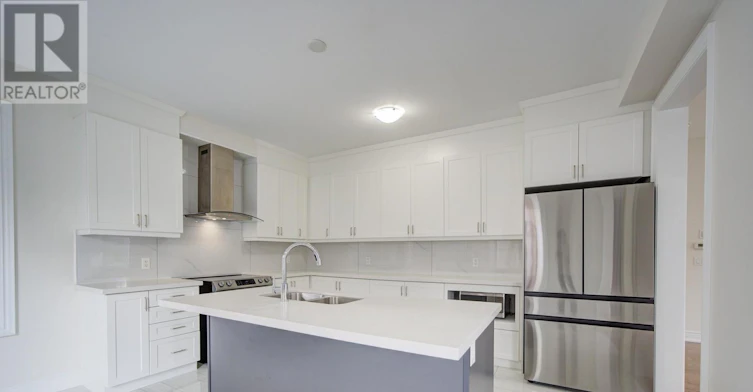 2 Conchita Street, Georgina, ON, L4P 0H4 - 15