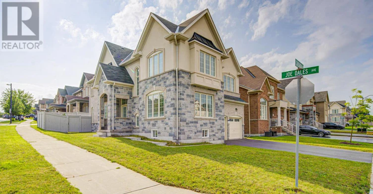 2 Conchita Street, Georgina, ON, L4P 0H4 - 2