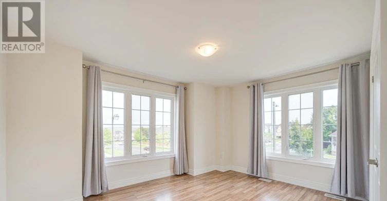 2 Conchita Street, Georgina, ON, L4P 0H4 - 37