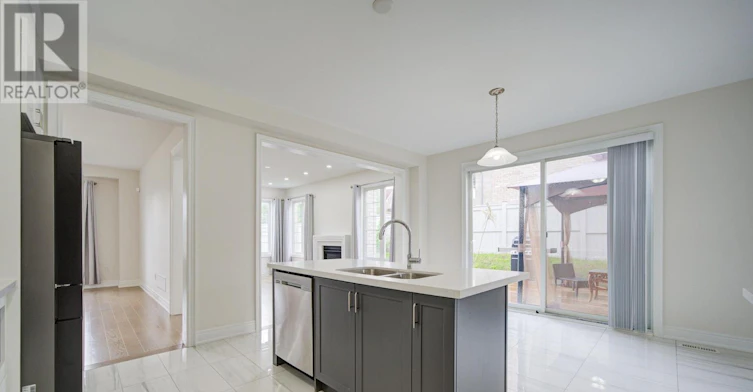 2 Conchita Street, Georgina, ON, L4P 0H4 - 22