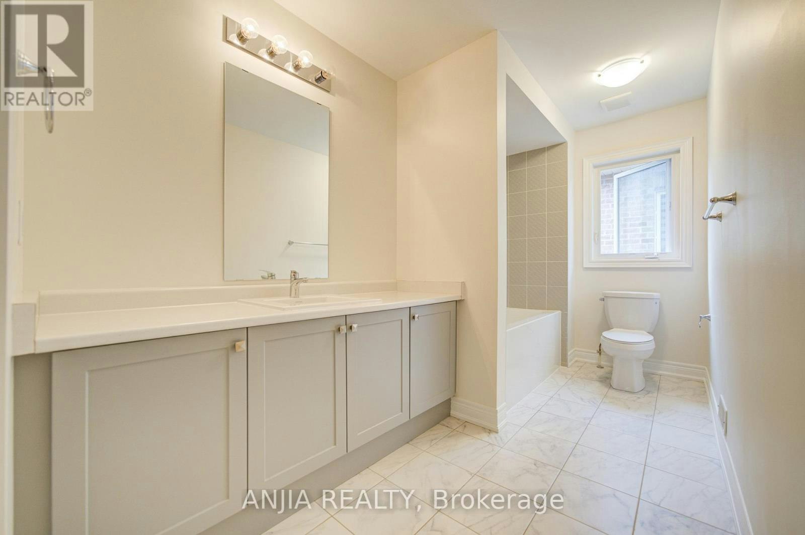 2 Conchita Street, Georgina, ON, L4P 0H4 - 47