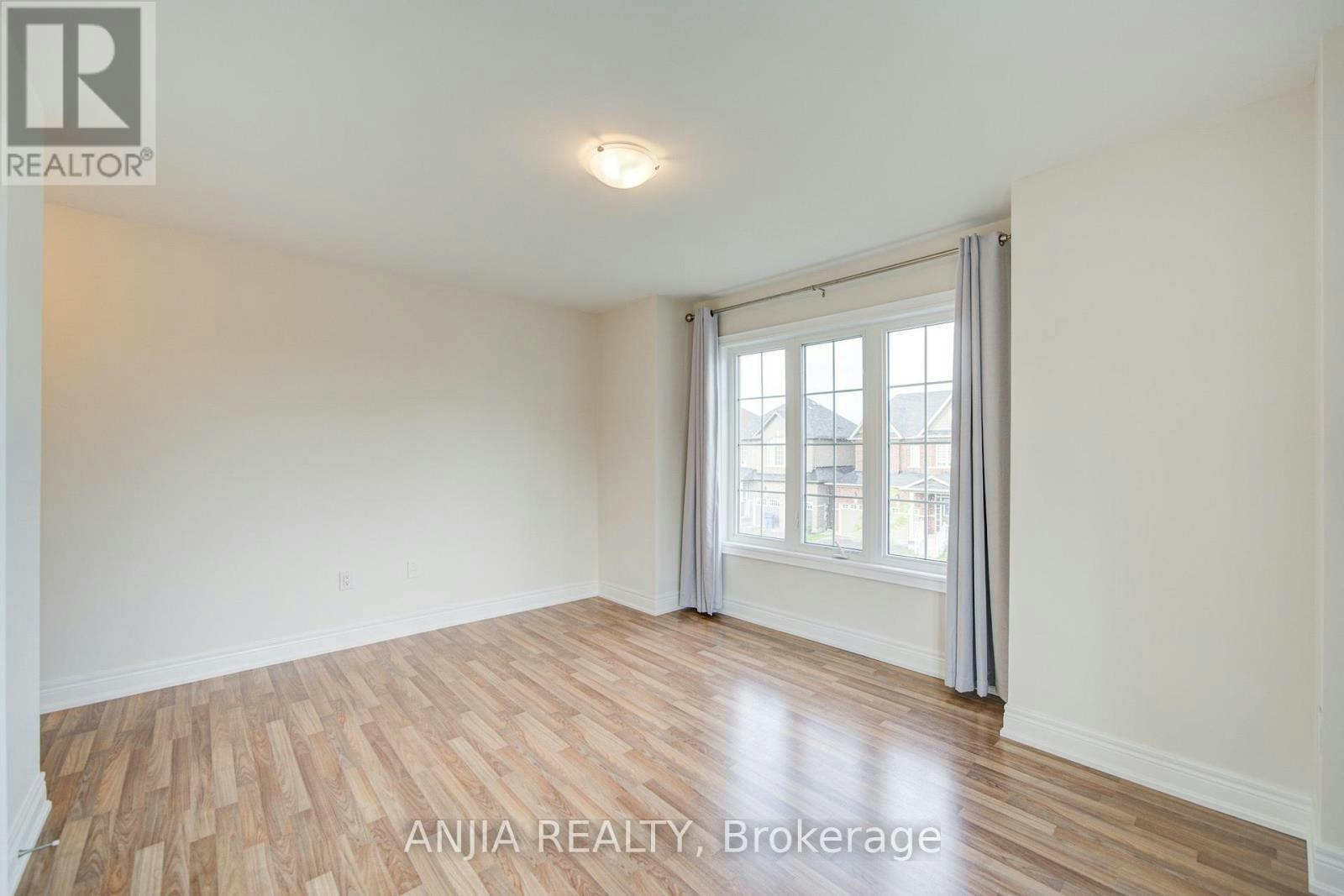 2 Conchita Street, Georgina, ON, L4P 0H4 - 42