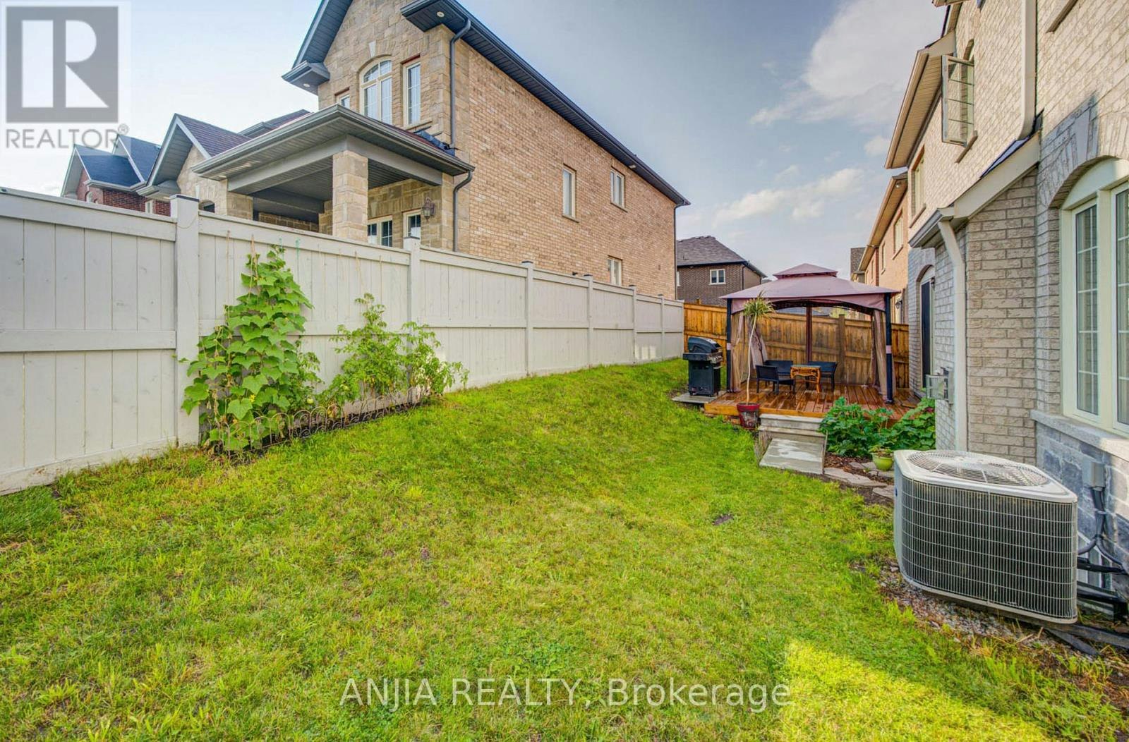 2 Conchita Street, Georgina, ON, L4P 0H4 - 50