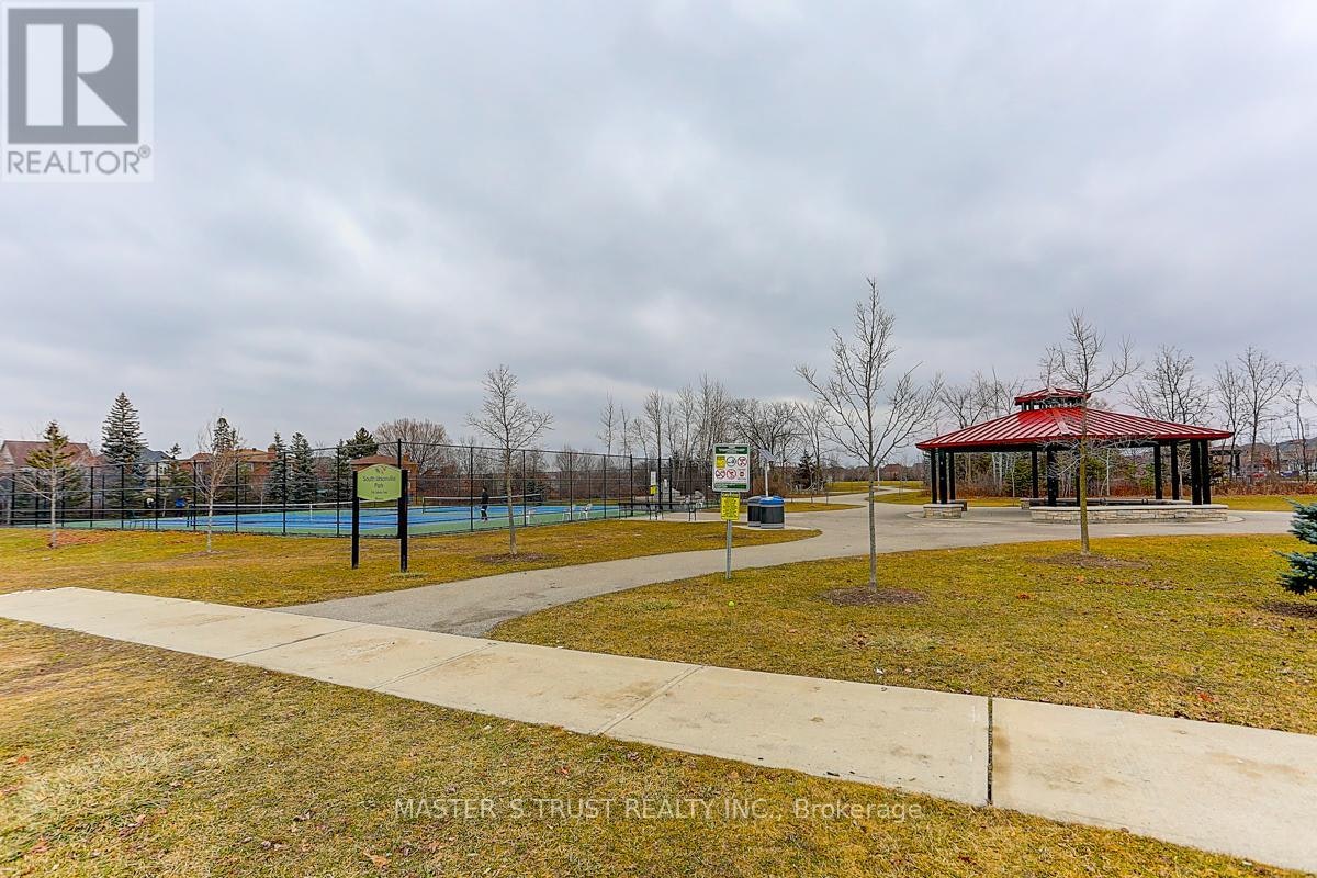 12 Glenbar Gardens, Markham, ON, L3R 2L6 - 34