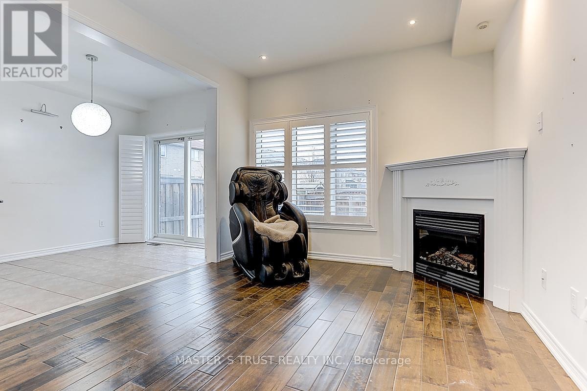 12 Glenbar Gardens, Markham, ON, L3R 2L6 - 9