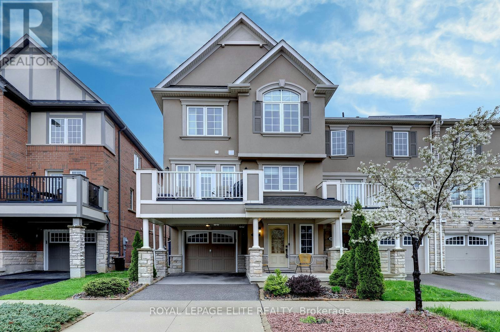 304 Sarah Cline Drive, Oakville, ON, L6M 0V7