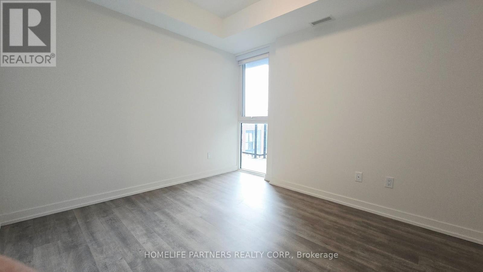 414-2300 St Clair Avenue W, Toronto, ON, M6N 0B3 - 13