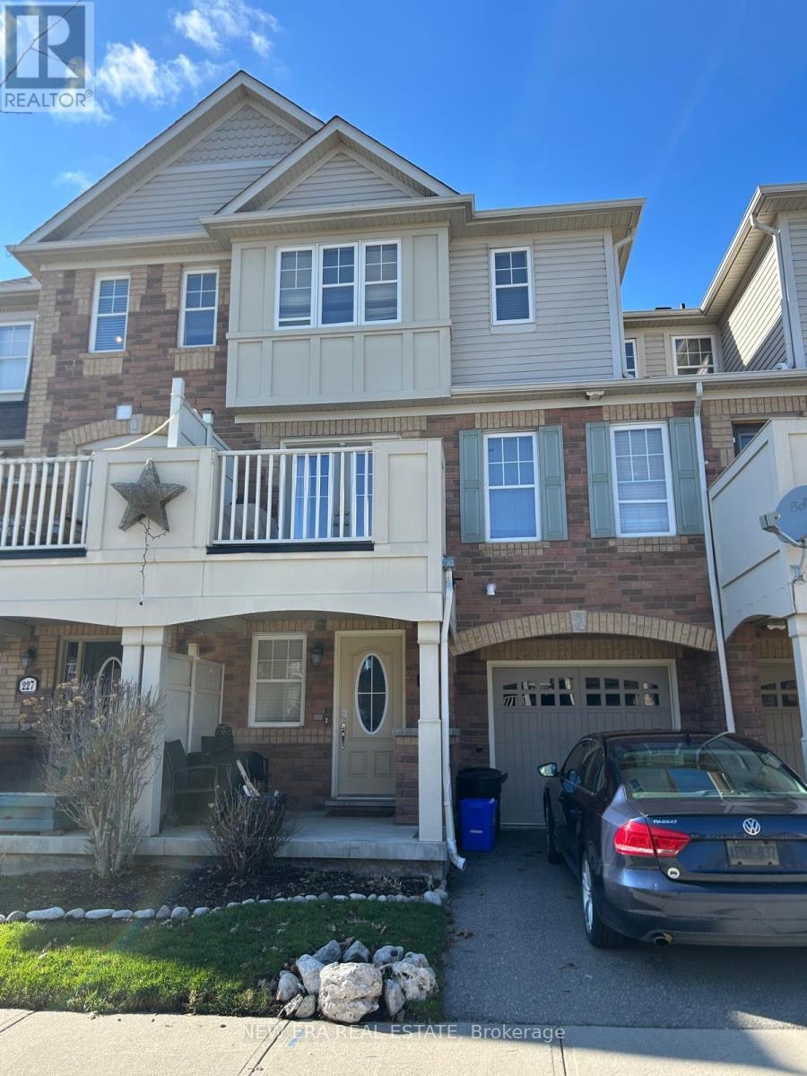 225 Schreyer Crescent, Milton, ON, L9T 7B6