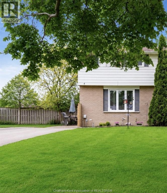 4 Donalda Drive, Chatham-Kent, ON, N7L 4J5