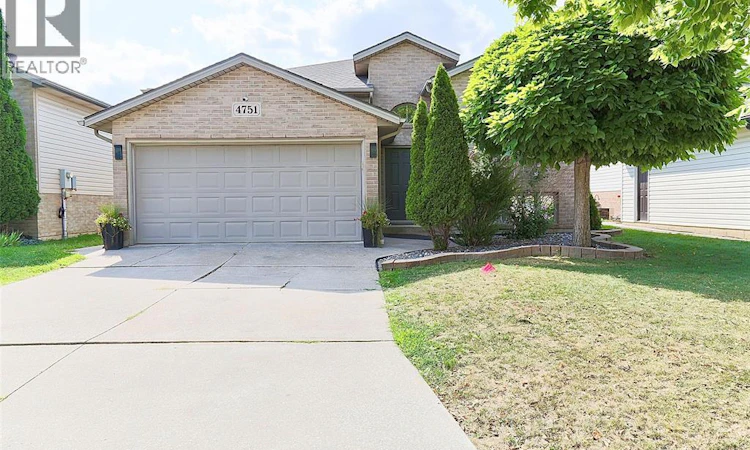 4751 Juliet Crescent