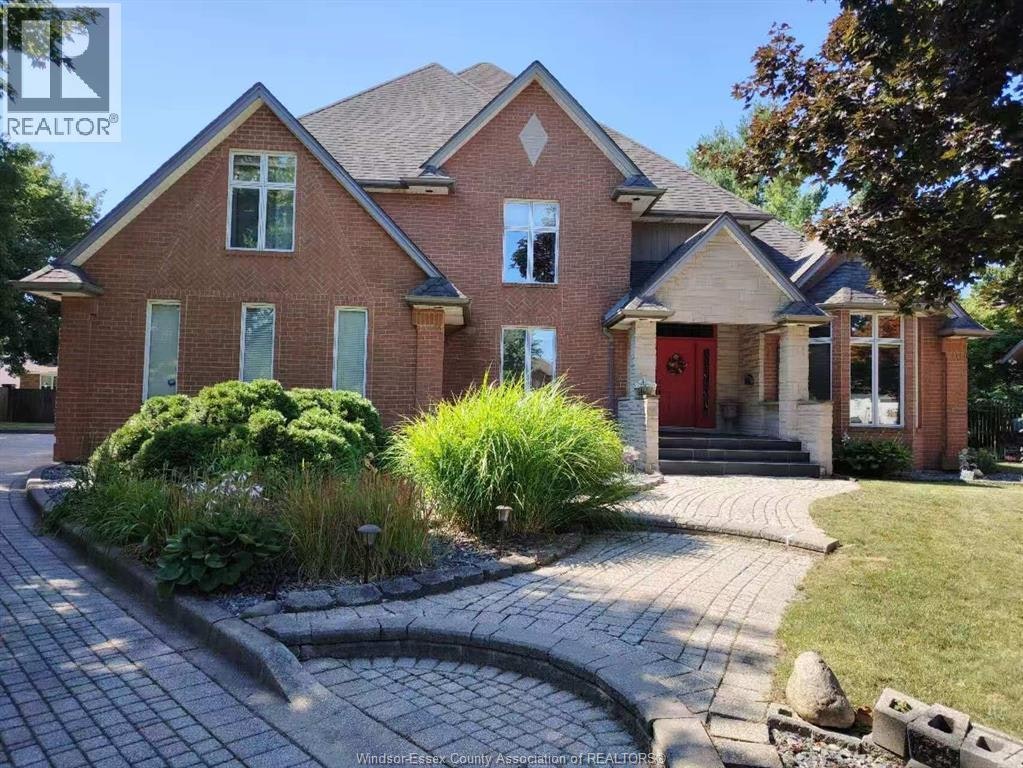 1985 Omira Street, Lasalle, ON, N9H 1R4