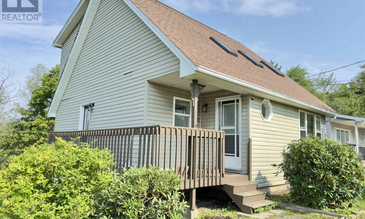 123 Boxwood Crescent