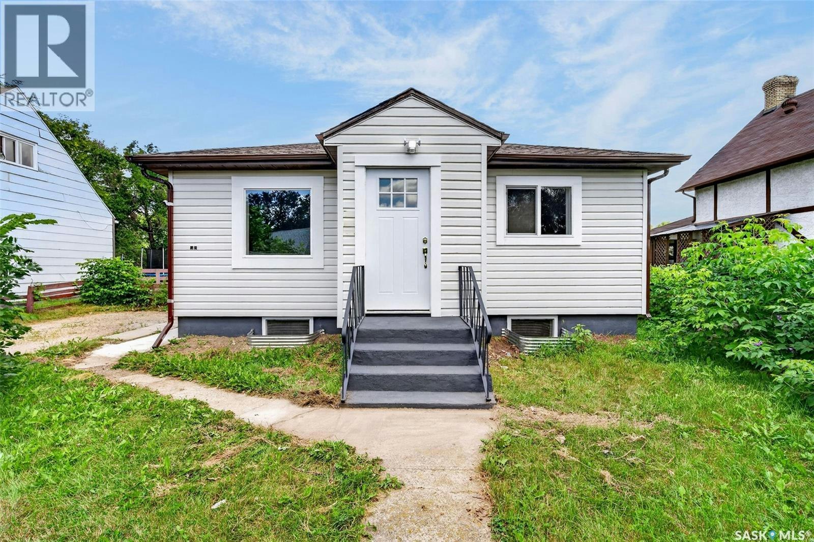 584 7th Street E, Prince Albert, SK, S6V 0S5