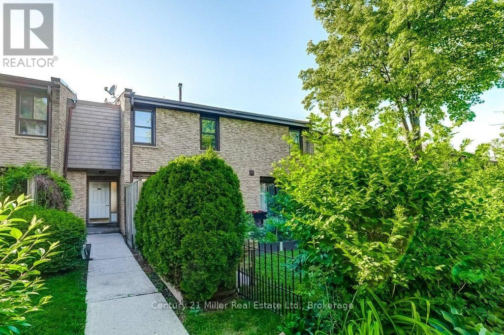 36-2605 Woodchester Drive, Mississauga, ON, L5K 2E3