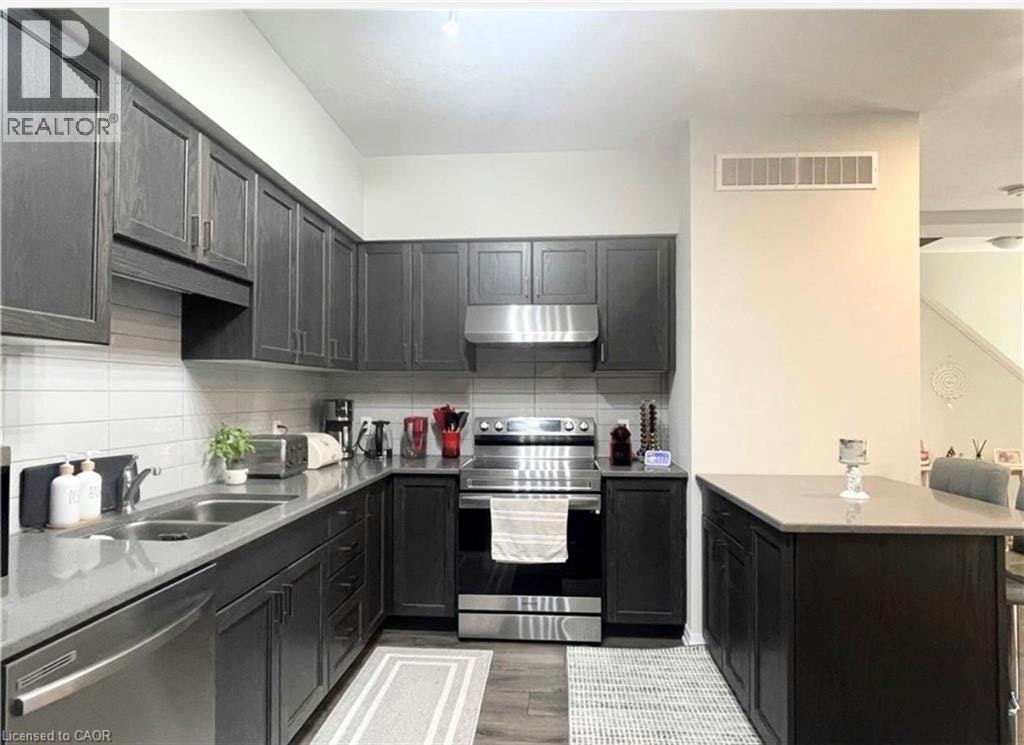17 Visionary Avenue, Kitchener, ON, N2R 0K1 - 6