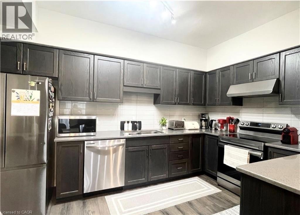 17 Visionary Avenue, Kitchener, ON, N2R 0K1 - 5