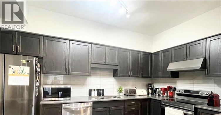17 Visionary Avenue, Kitchener, ON, N2R 0K1 - 5