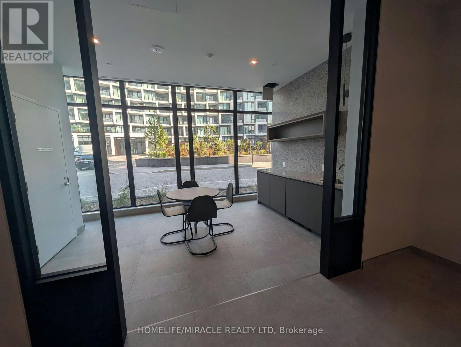 3508-1 Quarrington Lane, Toronto, ON, M3C 0S4 - 25