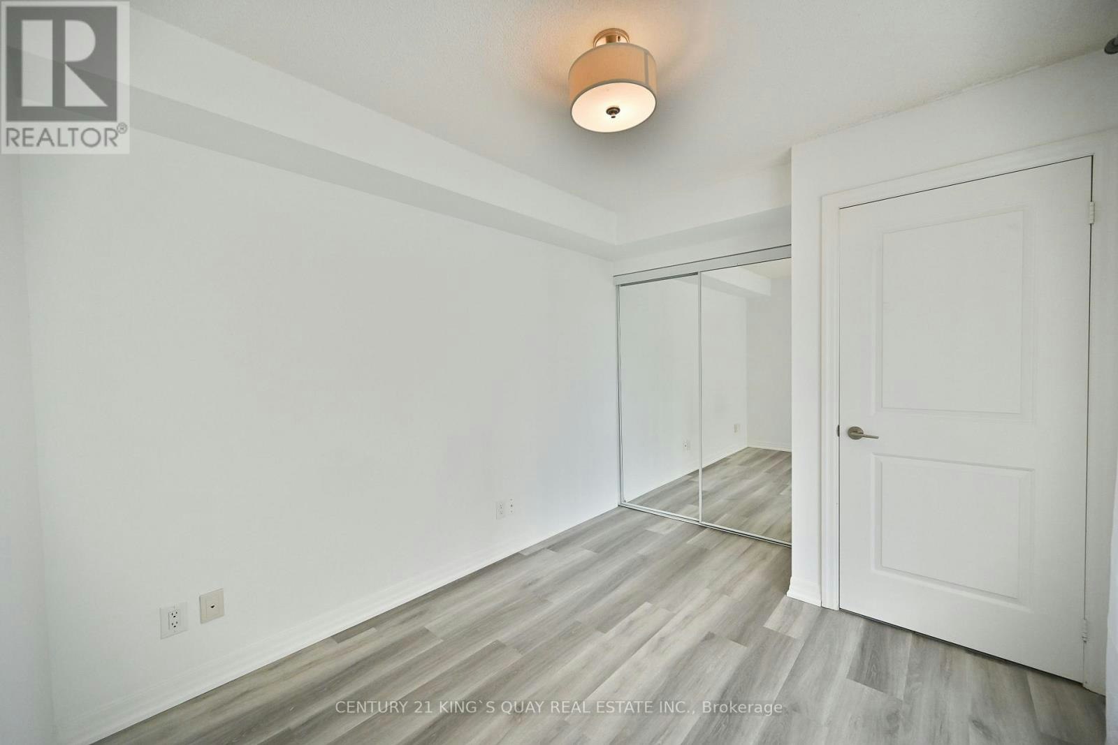 218-2035 Sheppard Avenue E, Toronto, ON, M2J 0A8 - 6