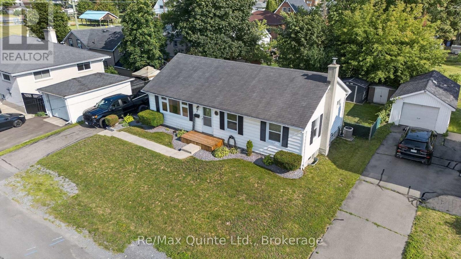 5 Wilkins Street, Belleville, ON, K8P 1P2