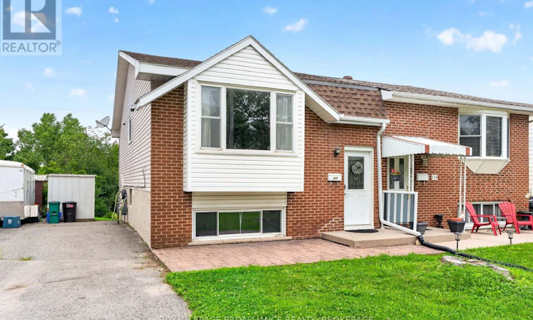 117 Wycliffe Crescent