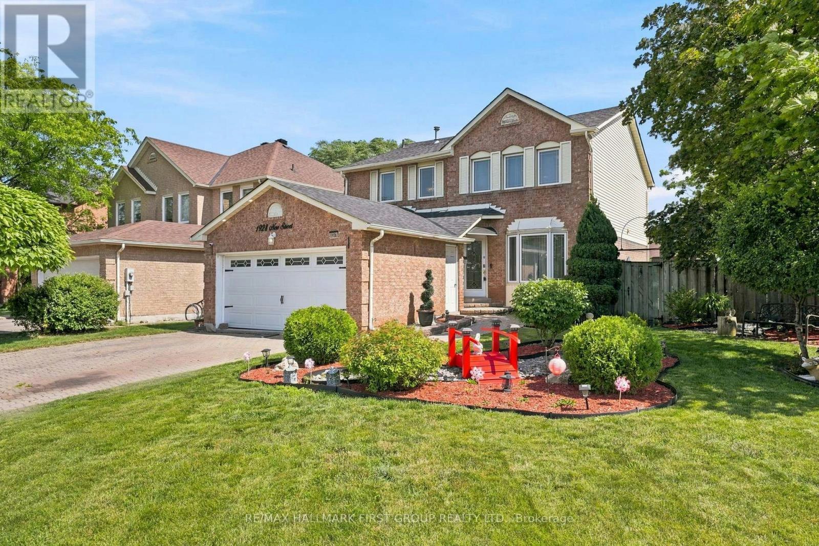 1928 New Street, Pickering, ON, L1V 3W9