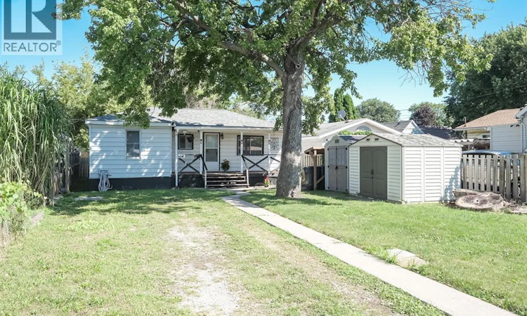 624 Charles