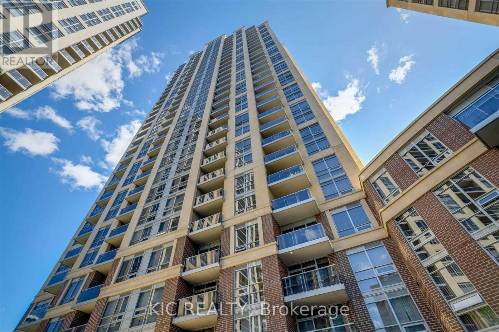 207-3 Michael Power Place, Toronto, ON, M9A 0A2