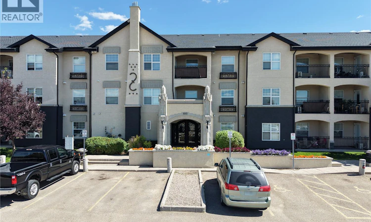 102-1610 Dakota Drive
