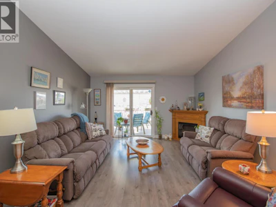 30-1001 30 Avenue - 4