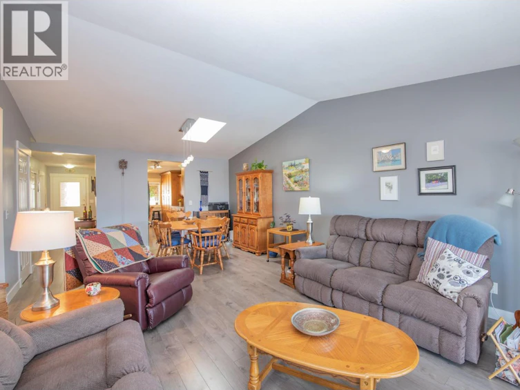 30-1001 30 Avenue, Vernon, BC, V1T 9H8 - 9