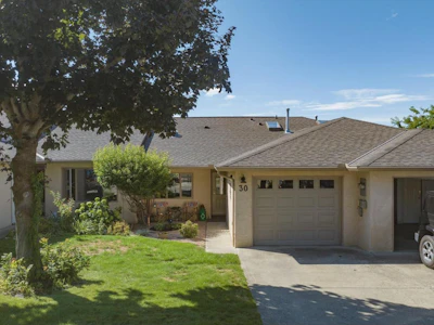 30-1001 30 Avenue - 2