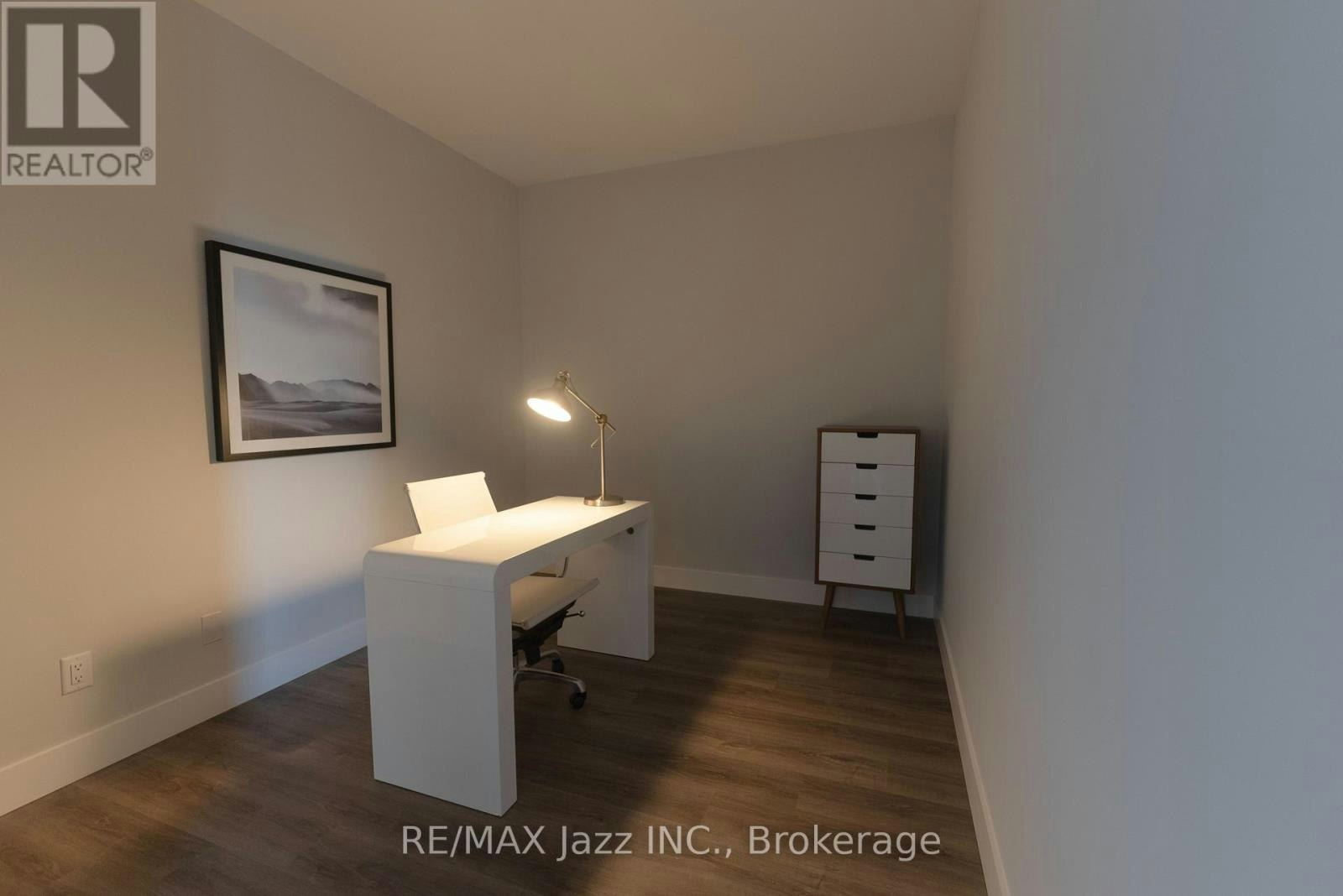 1401-80 Bond Street E, Oshawa, ON, L1G 0E6 - 5
