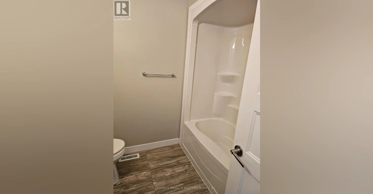 929 Sarnia Road, London, ON, N6H 0J7 - 6