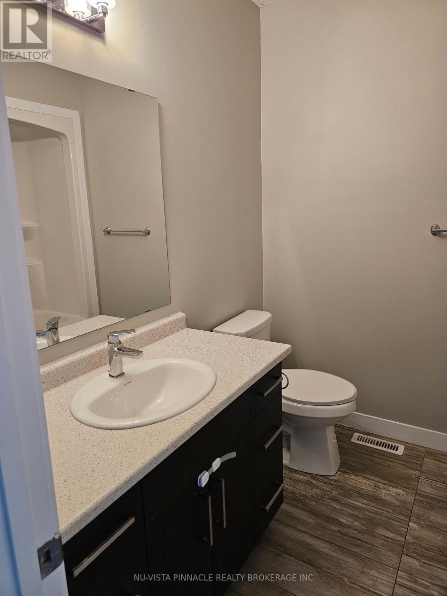 929 Sarnia Road, London, ON, N6H 0J7 - 8