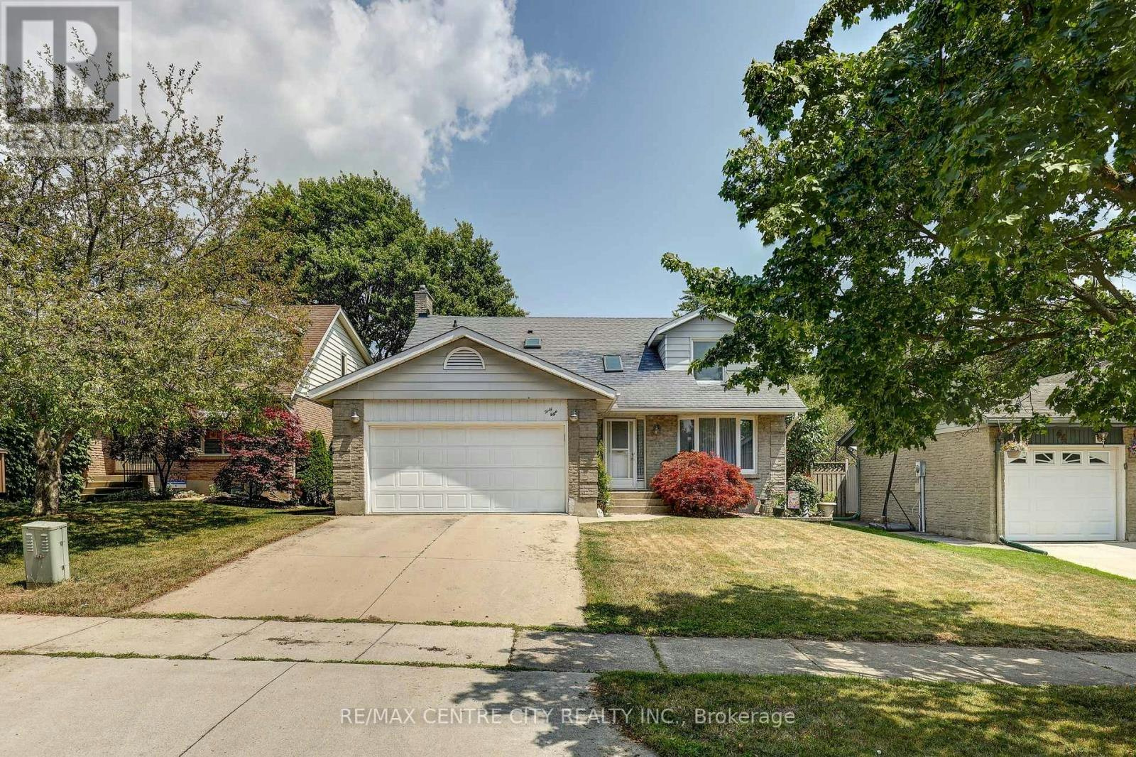 48 Clarendon Crescent, London, ON, N6C 5B8