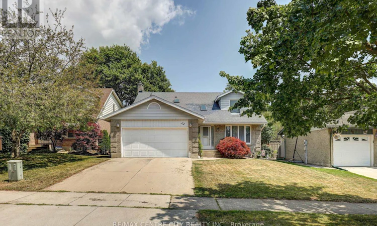 48 Clarendon Crescent