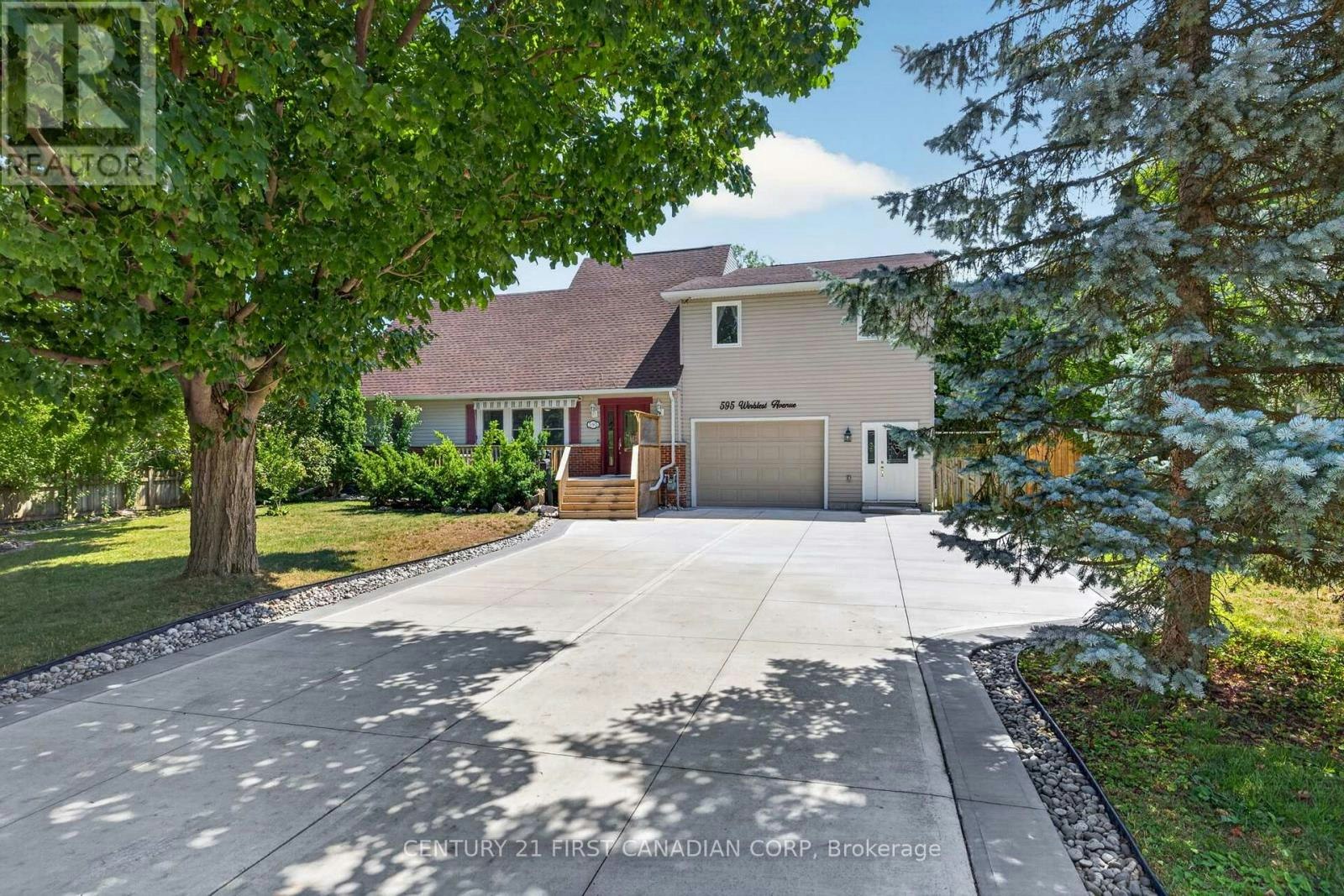 595 Winblest Avenue, London, ON, N6C 3C4