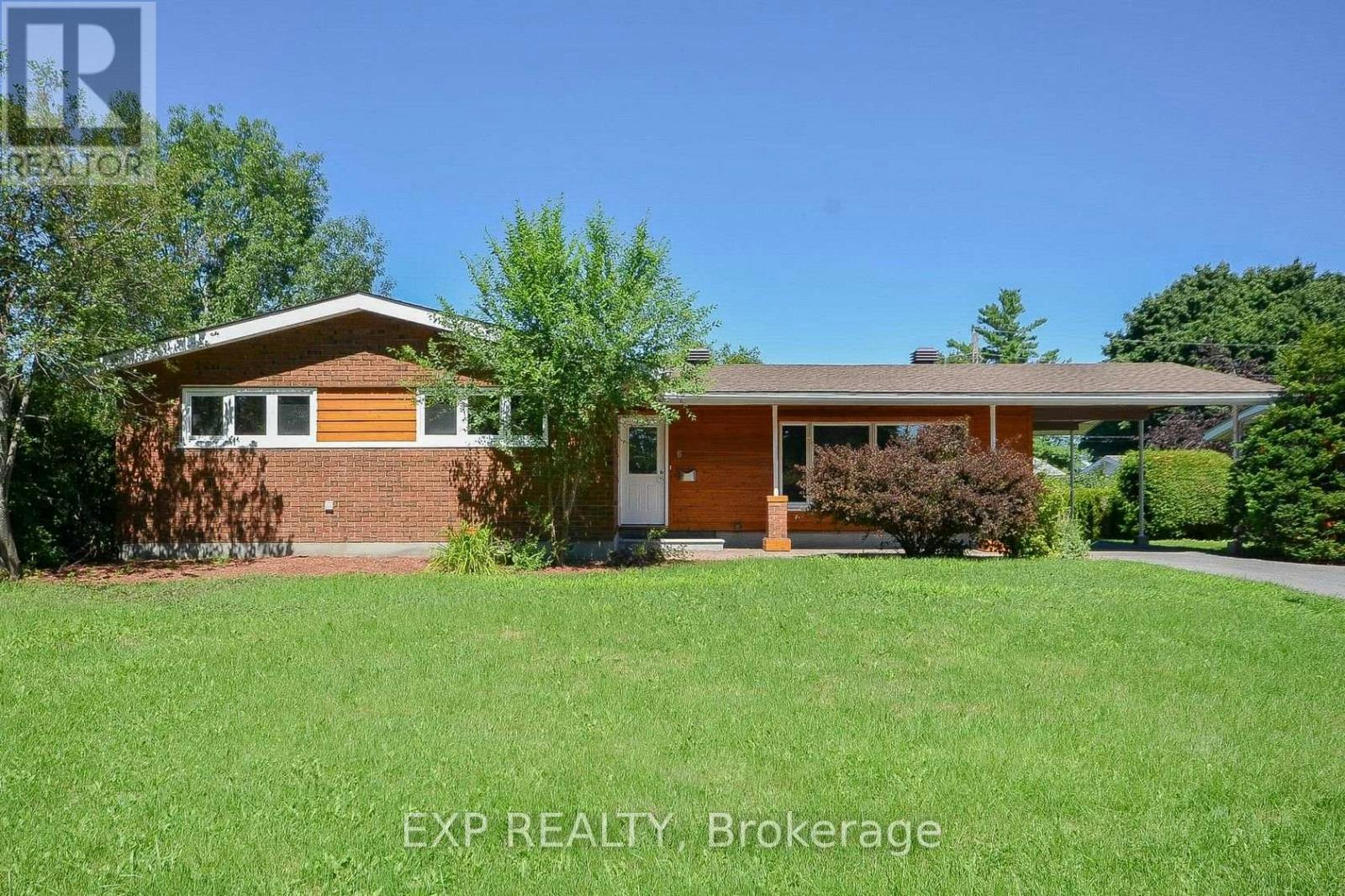 6 Solva Drive, Ottawa, ON, K2H 5R5