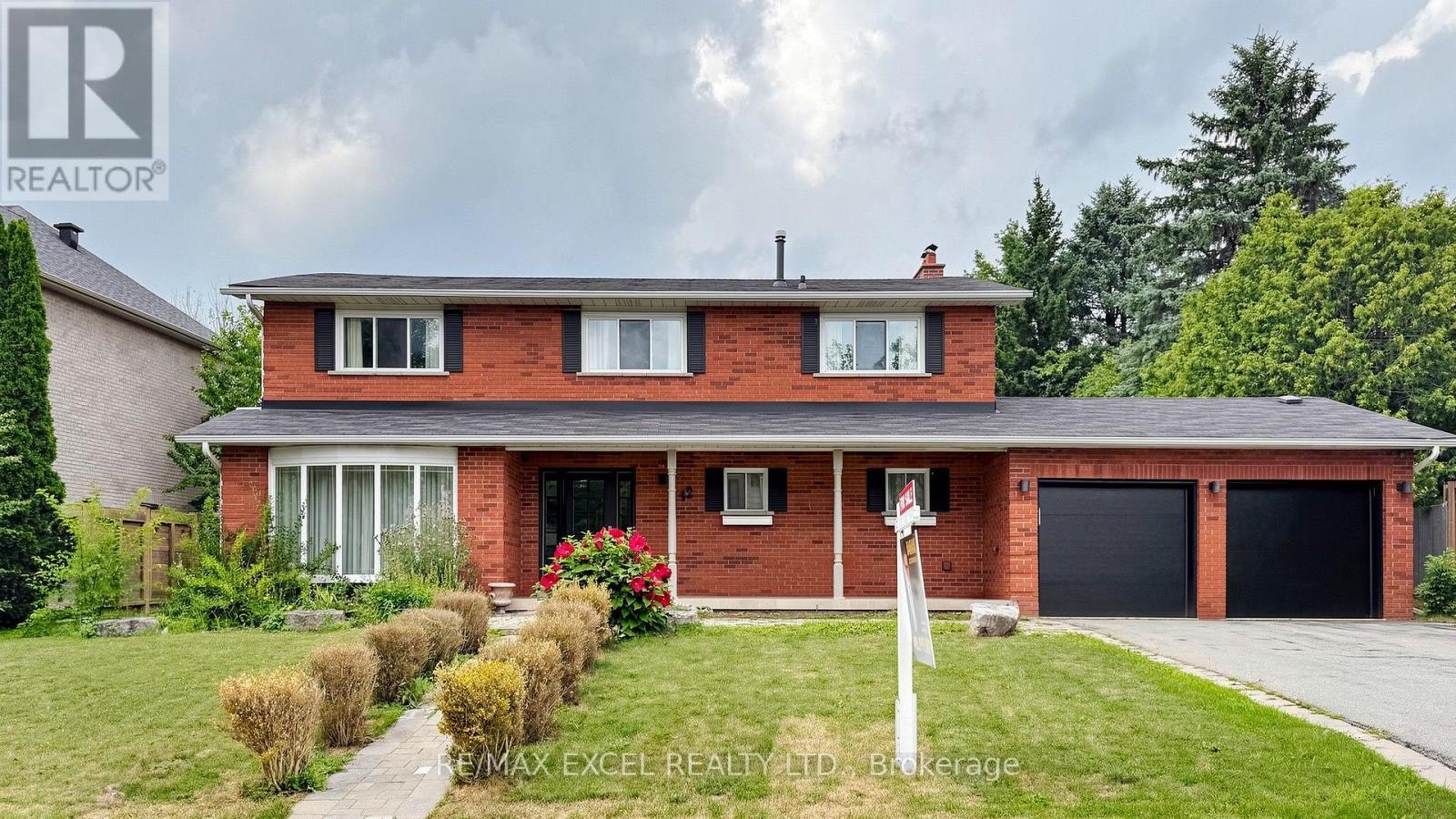 42 Blackforest Drive, Richmond Hill, ON, L4E 2N6