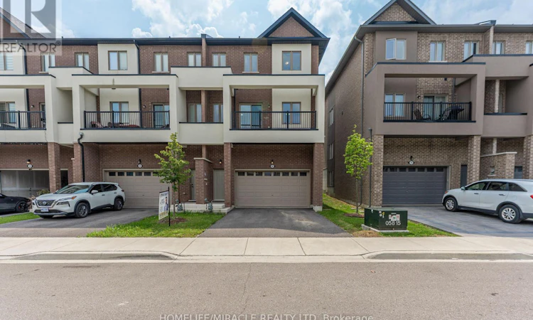 32 Alan Williams Trail