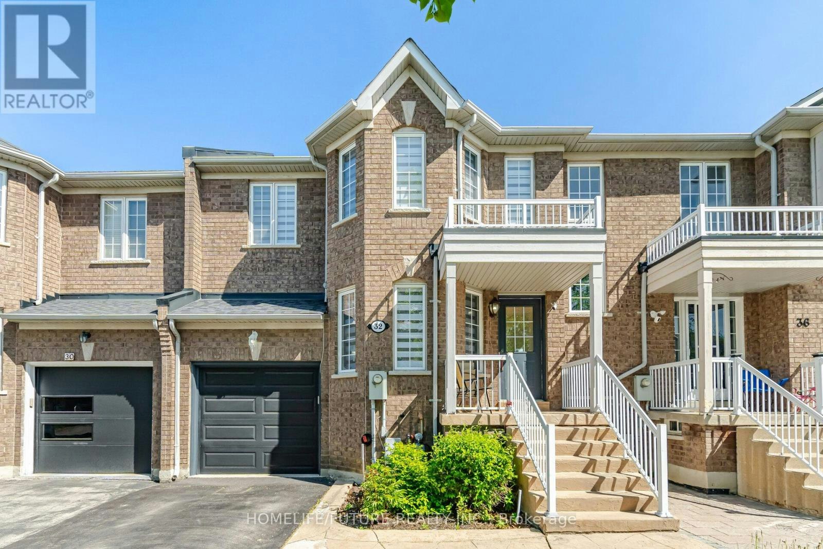 32 Laurelhurst Crescent, Vaughan, ON, L4H 2M8